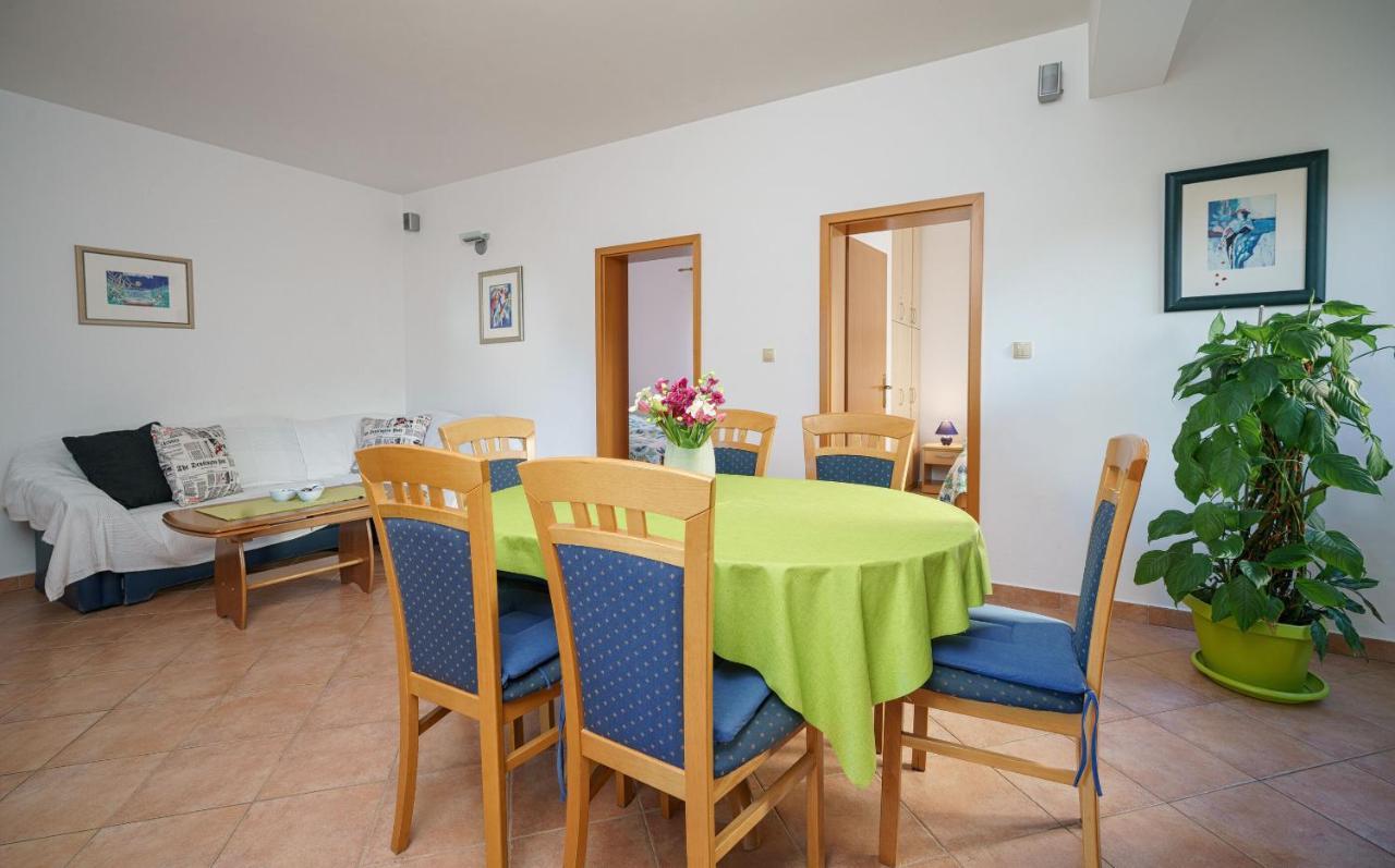 Apartmani Nedoklan Srima Exterior photo