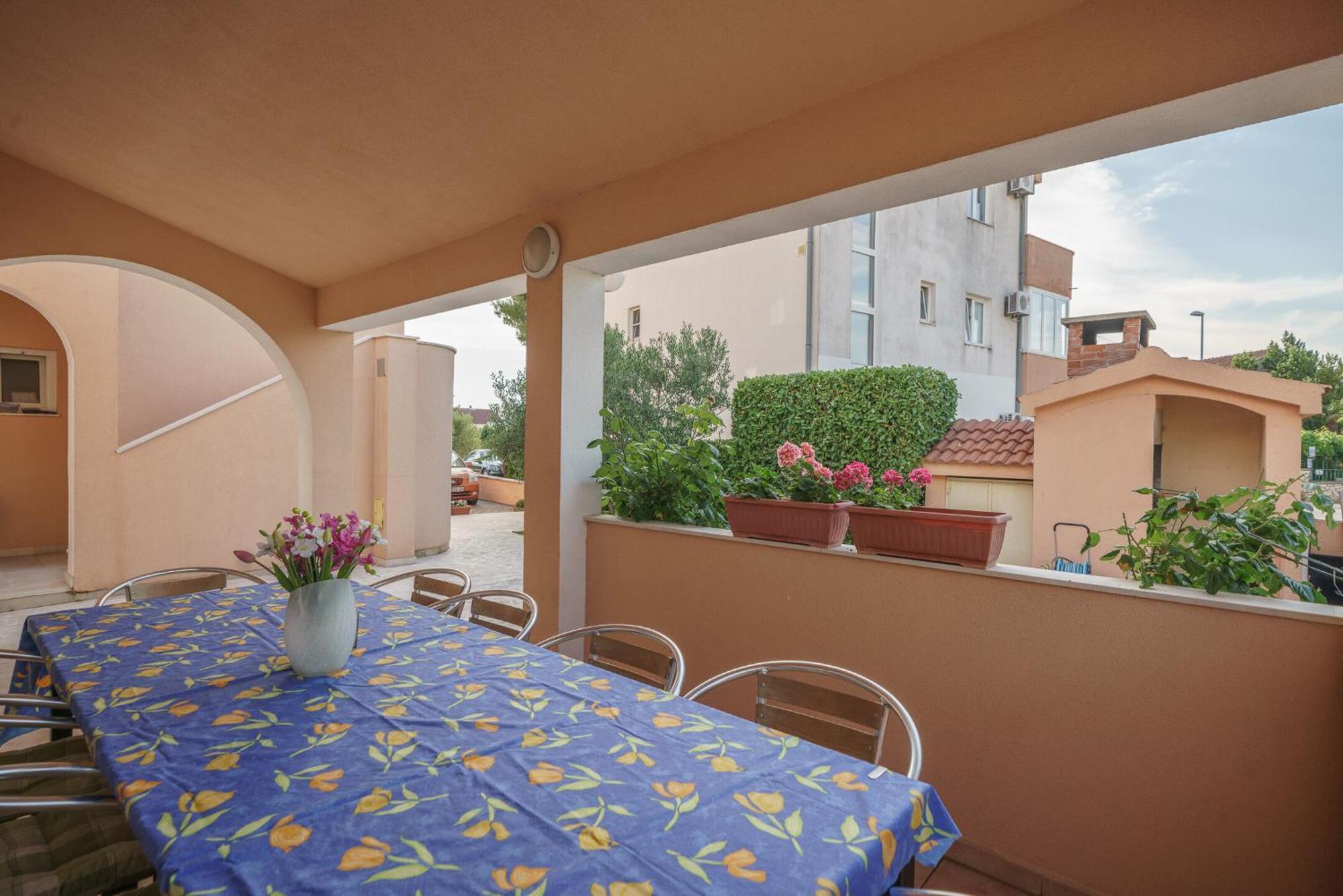 Apartmani Nedoklan Srima Exterior photo